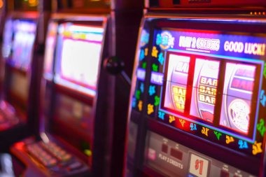 Free Play expiration timer and balance display
